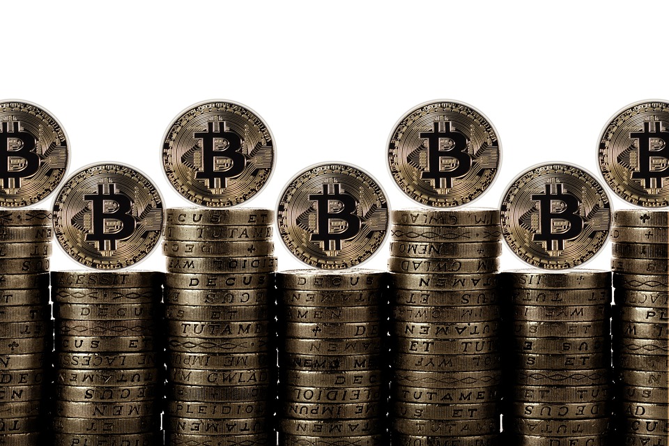 Bitcoin: The Pros and Cons of Investing in Cryptocurrency